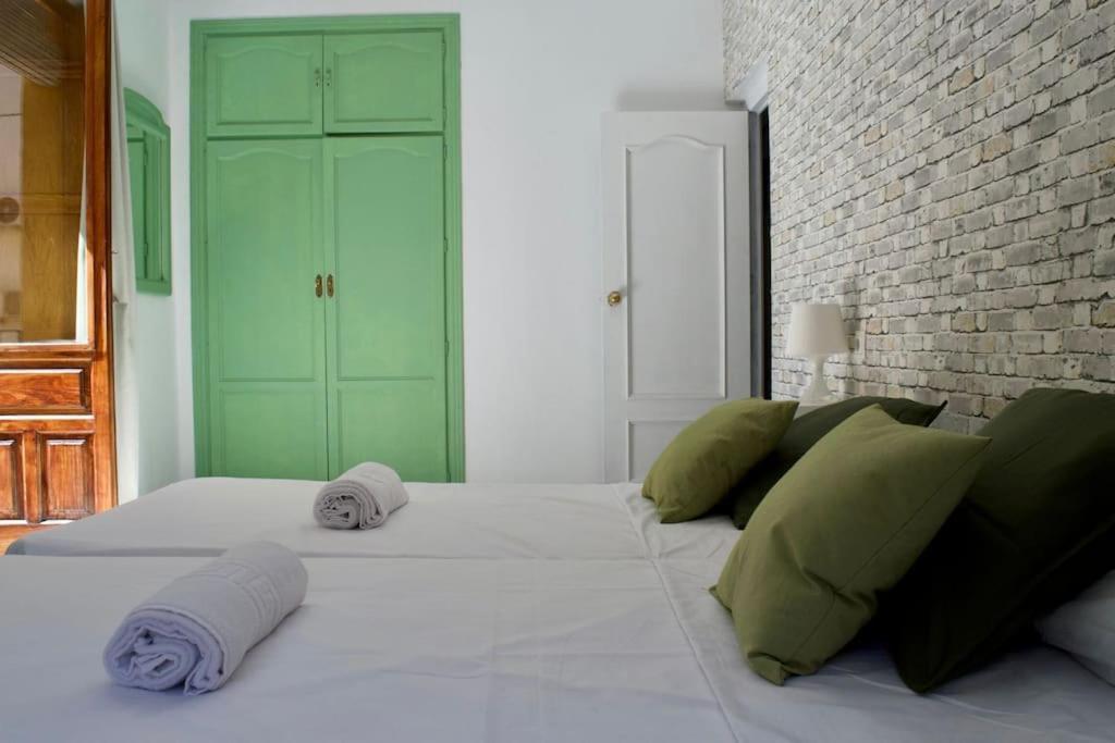 Apartamento En Sevilla Centro Con Vistas A La Plaza Alameda De Hercules - Hasta 7 Personas Exterior photo